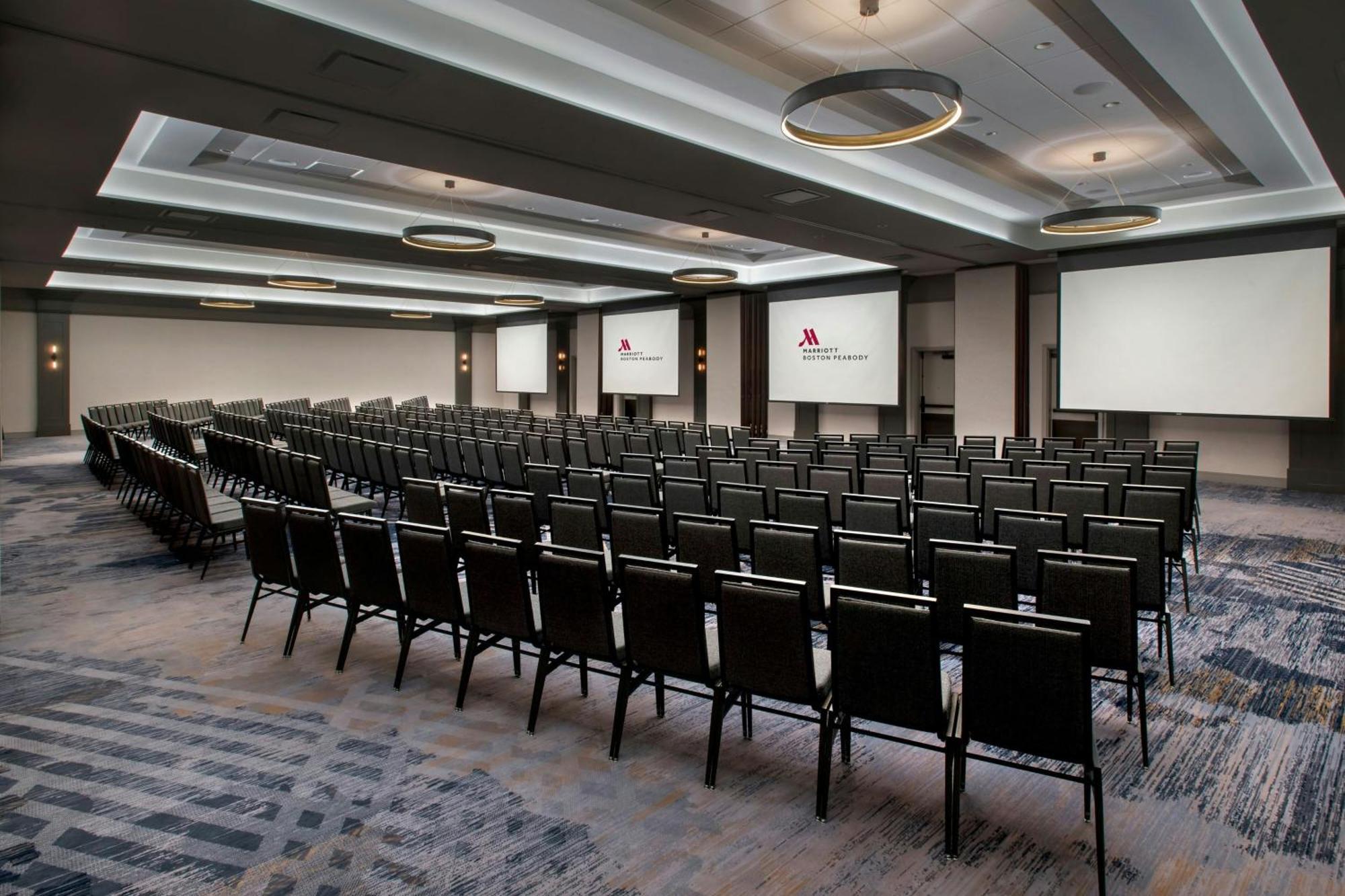 Boston Marriott Hotel 3*
